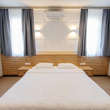 281 Hotel Μπισκέκ Εξωτερικό φωτογραφία
